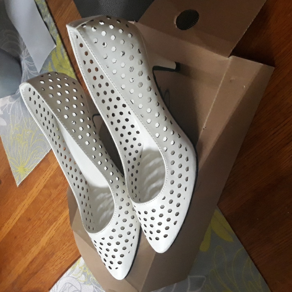 Angel Steps Pump white sz 9M